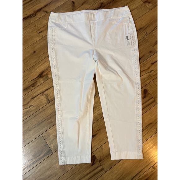 NWT Soft Surroundings size 3X white cropped pull on jeans - Picture 1 of 5